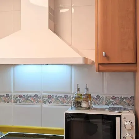 Sunny Days Apartment *